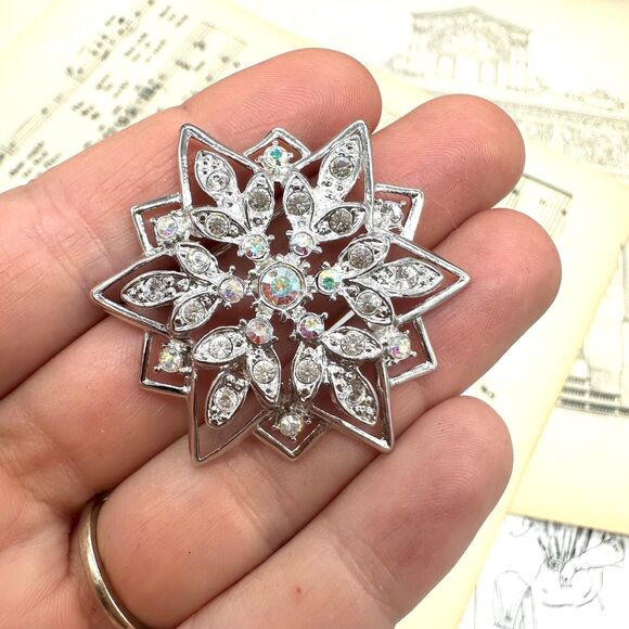 Premier Design Flower Rhinestone Brooch Pin Silver Tone - Picture 1 of 3